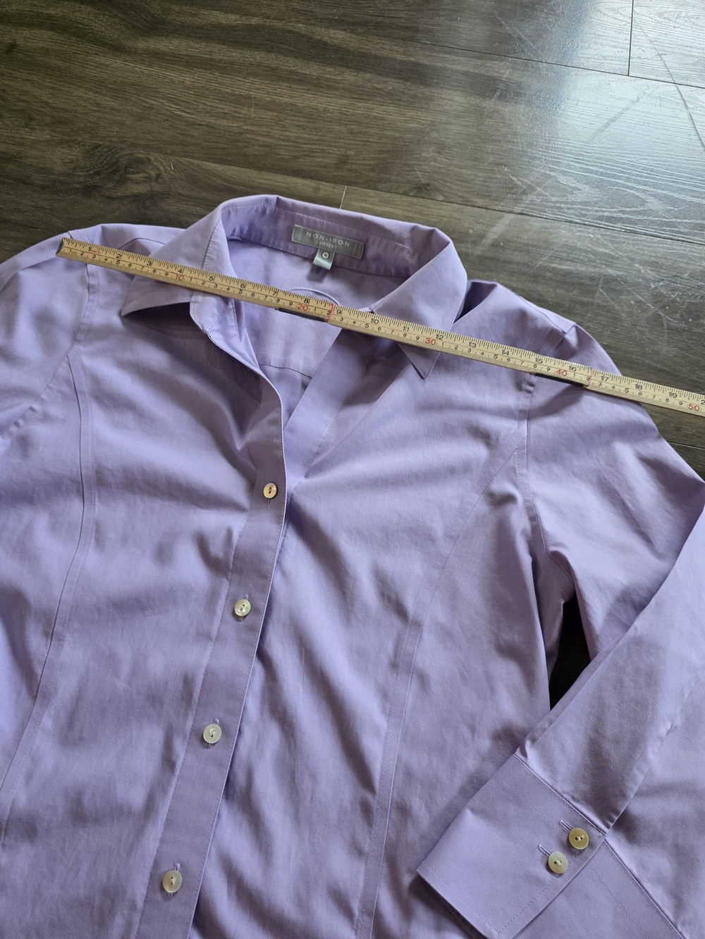Foxcroft Non-Iron Fitted Blouse Lavender Lilac Button-Down Long Sleeve Sz 10 - Picture 4 of 9